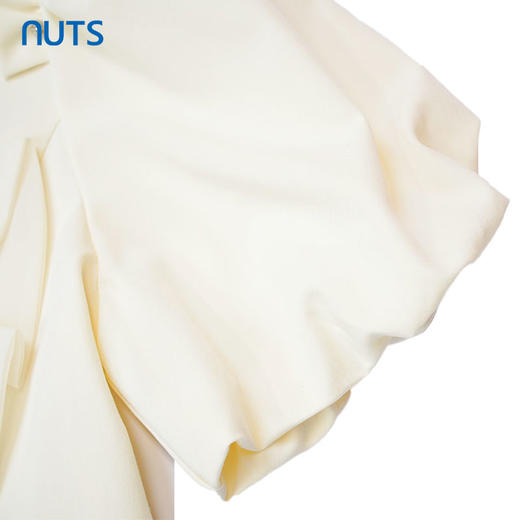 NUTS夏季新款小飞袖轻熟法式奶系温柔连衣裙女324101301 商品图4