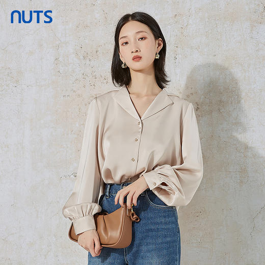 NUTS秋季新款时尚气质缎面高级感宽松显瘦长袖衬衫女231013062B 商品图4