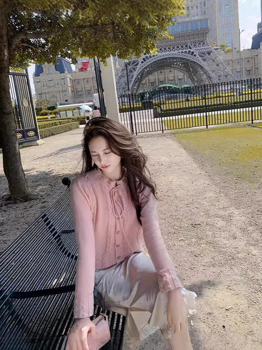 【秋冬新款长袖小衫】温柔风短款蝴蝶结系带麻花针织衫毛衣 开衫外套女 商品图2