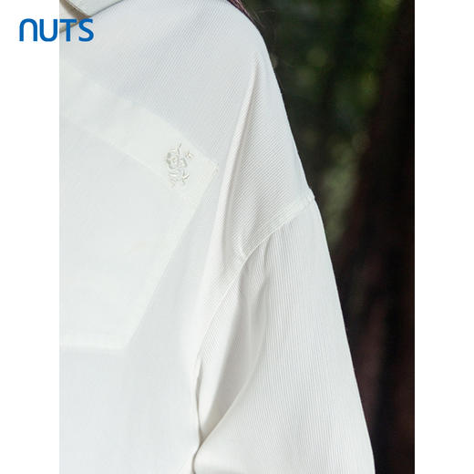 NUTS秋季新品女装翻领长袖短上衣气质百搭衬衫女4310101A1 商品图3