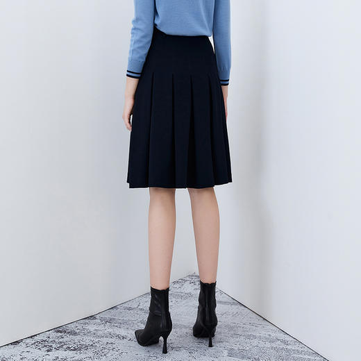 EITIE爱特爱秋季新款黑色半裙7506212 商品图4