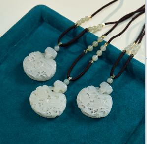 玉美人菲菲HZ/和田玉吊坠约50*45mm/多样性发一 商品图0