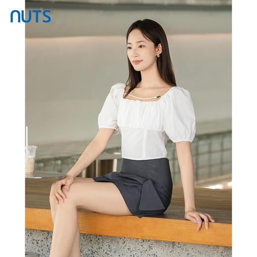 NUTS白衬衫设计感方领薄透短袖上衣女新款夏季424011076 商品图3