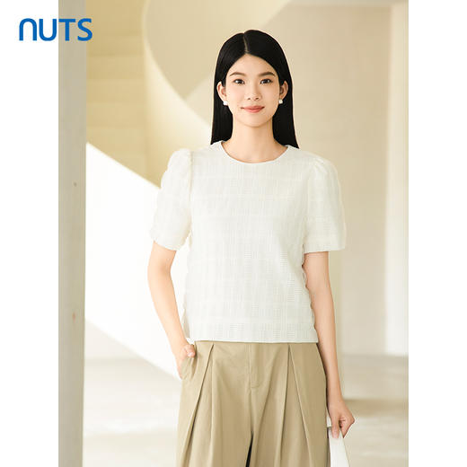 NUTS秋季新款白色圆领简约直筒泡泡袖套头衬衫衫女4320111A1 商品图0