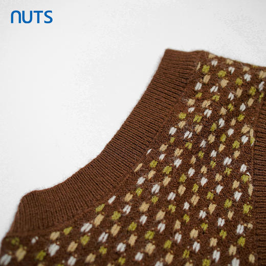 NUTS秋款新款V领小香风背心设计感小个子短款针织马甲女335053379 商品图3