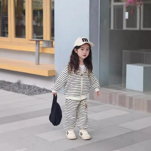 【网红休闲连帽时髦两件套】儿童外套套装童装小童男童女童秋季条纹时尚洋气 商品图1