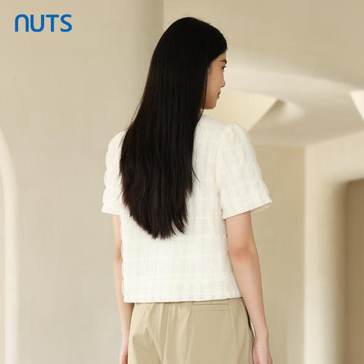 NUTS秋季新款白色圆领简约直筒泡泡袖套头衬衫衫女4320111A1 商品图4