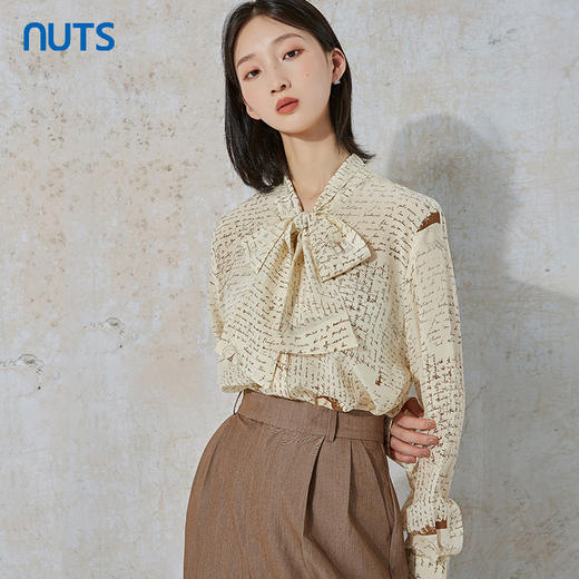 NUTS秋季新款时尚气质设计感复古图案宽松显瘦长袖衬衫231013017B 商品图1