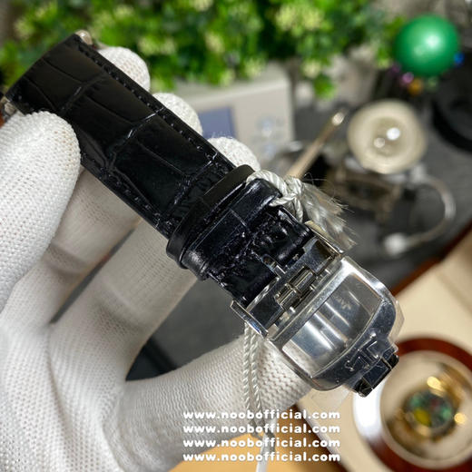 ZF积jiaQ1378420小丑重制版。机芯以原厂Cal938芯为蓝本开发定制，尺寸：39mmX9.9mm，意大利纯手工牛皮➕定制版男士手表，自动机械机芯，透底➕搭配专柜正品一致的定制版一体机芯‼️ 商品图8
