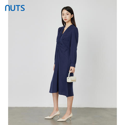 NUTS秋季新款气质通勤风修身显瘦褶皱设计长袖连衣裙女231103150B 商品图2