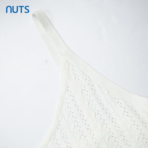 NUTS秋季新款白色V领镂空设计感气质短款吊带背心内搭女231051099 商品图2