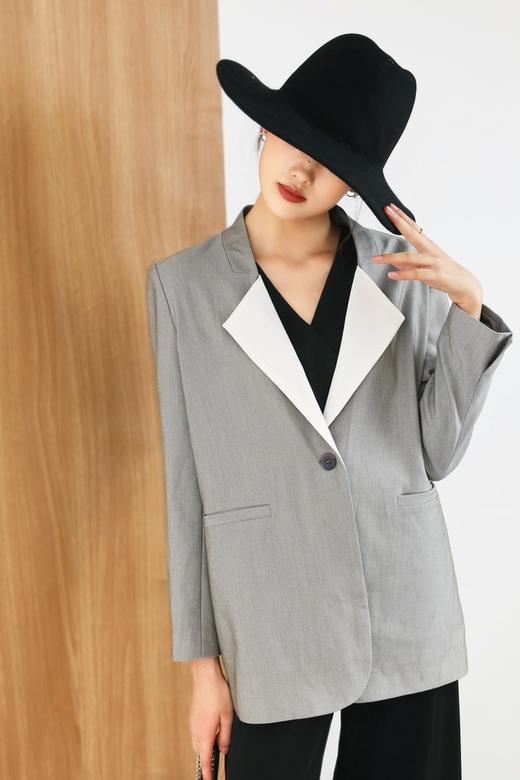ESTELLICA 灰白翻领结构西装外套 13471 商品图0