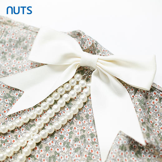 NUTS秋季新款复古赫本风碎花圆领蝴蝶结长袖连衣裙女331103348 商品图3
