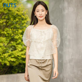 NUTS夏季新款时尚泡泡袖方领衬衣甜美减龄上衣女424011143