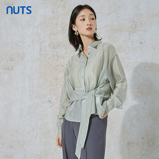 NUTS秋季新款时尚气质通勤风收腰设计感显瘦长袖衬衫女231013060B 商品图4