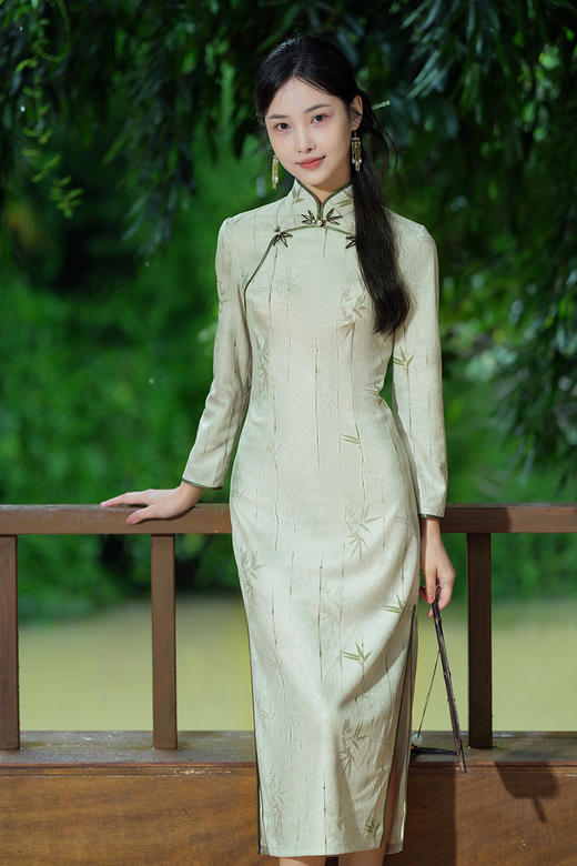 逸红颜明月优选 #雅致手工花扣款旗袍【青青竹】竹叶轻摇，清风徐来，清雅温柔书卷气 商品图0