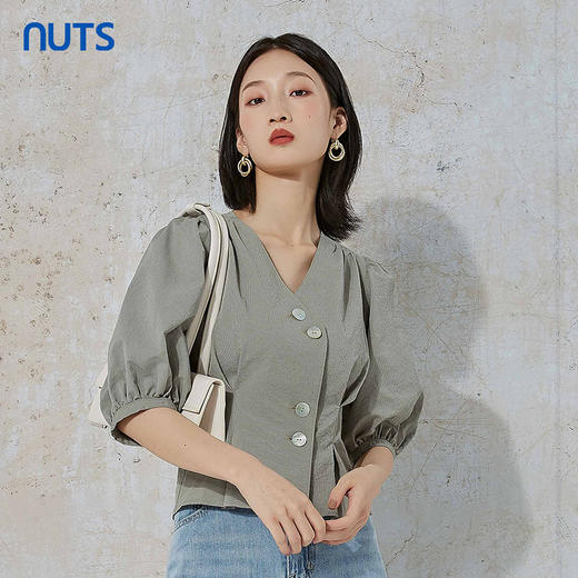 NUTS春秋季新款时尚气质通勤风百搭纯色短袖衬衫女231011108B 商品图4
