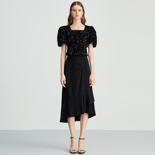 EITIE爱特爱星空亮片黑色显瘦修身短款上衣7613302 商品图1