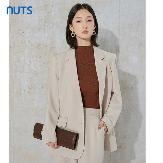 NUTS秋季新款时尚气质性感风修身显瘦内搭背心女231051149B 商品图4