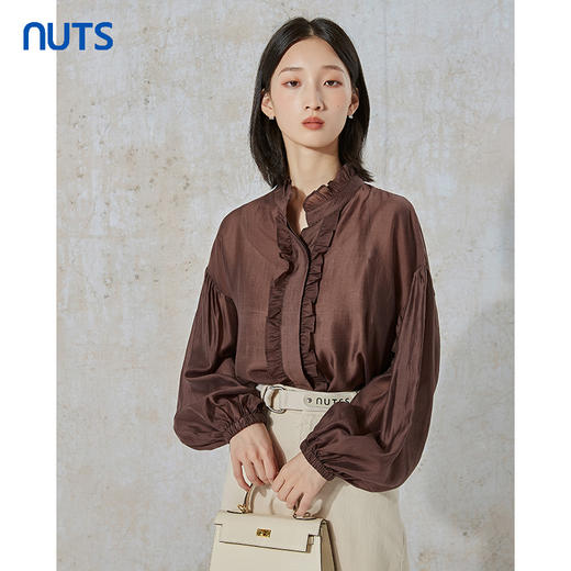 NUTS秋季新款时尚通勤风荷叶领泡泡袖设计感长袖衬衫231013089B 商品图0
