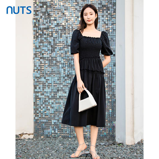 NUTS夏季新中式大方领泡泡袖连衣裙小黑裙422101231 商品图0
