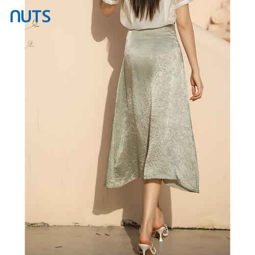 NUTS夏季新款醋酸烟绿色法式开叉半身裙女425061023 商品图2