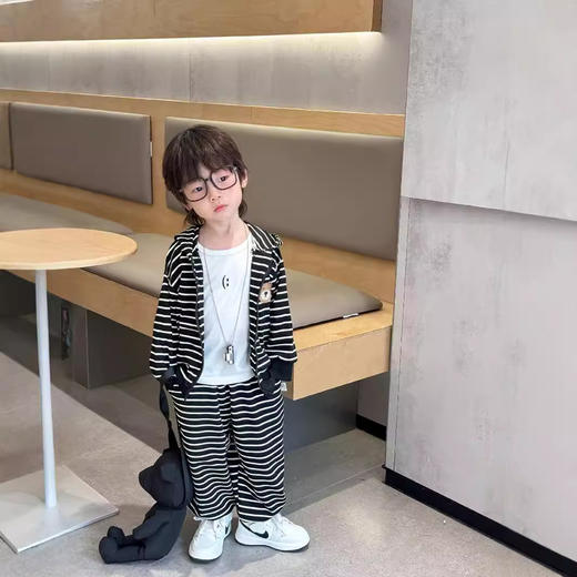 【网红休闲连帽时髦两件套】儿童外套套装童装小童男童女童秋季条纹时尚洋气 商品图3