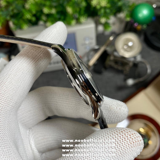 ZF积jiaQ1378420小丑重制版。机芯以原厂Cal938芯为蓝本开发定制，尺寸：39mmX9.9mm，意大利纯手工牛皮➕定制版男士手表，自动机械机芯，透底➕搭配专柜正品一致的定制版一体机芯‼️ 商品图4