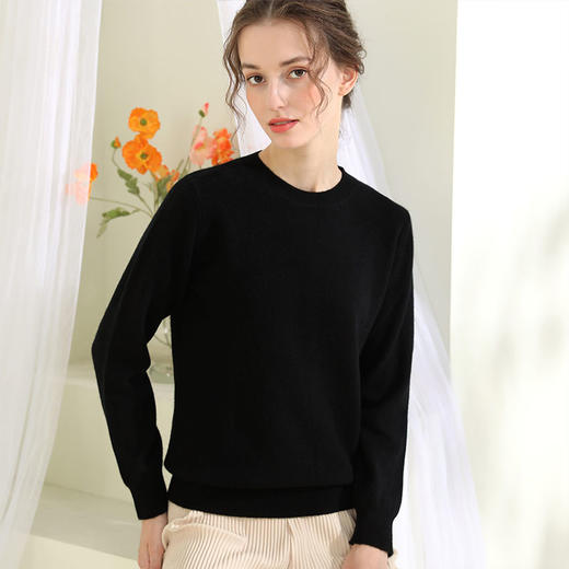 【男女同款】YANECINE 圆领可机洗羊毛打底衫 | 可水洗易打理 滑糯顺垂 舒适透气 简约时尚 商品图5