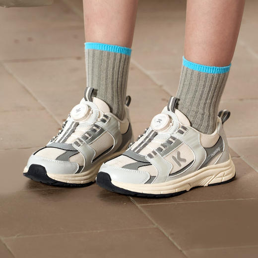 卡特兔儿童运动鞋2025秋季新款软底防滑透气运动鞋 商品图1