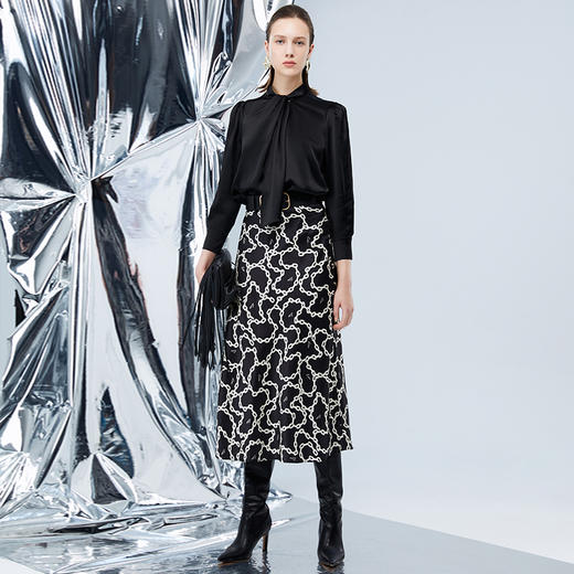 EITIE爱特爱秋季新款显瘦百搭印花高腰a字通勤半身裙7506213 商品图1