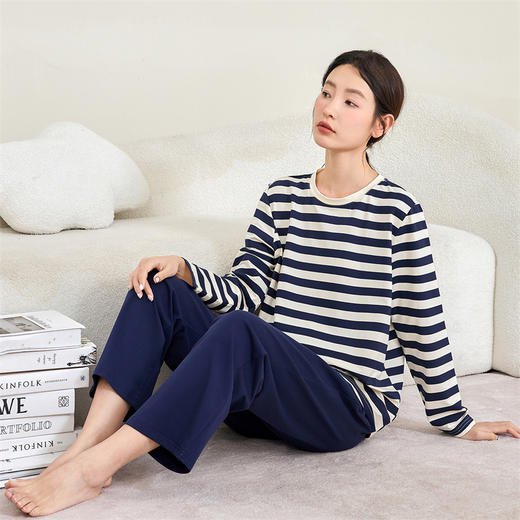 康妮雅女式长袖长裤套头套装 商品图0