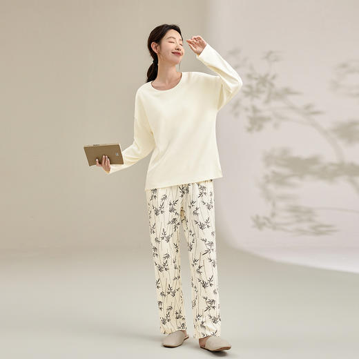 康妮雅女式带胸垫长裤长袖套头套装 商品图1