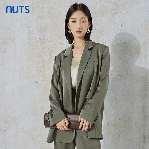 NUTS秋季新款时尚气质通勤风宽松显瘦西装外套女231048044B 商品图3