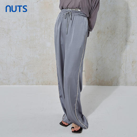 NUTS秋季新款宽松垂感休闲松紧腰抽绳设计休闲长裤女231073066B 商品图1