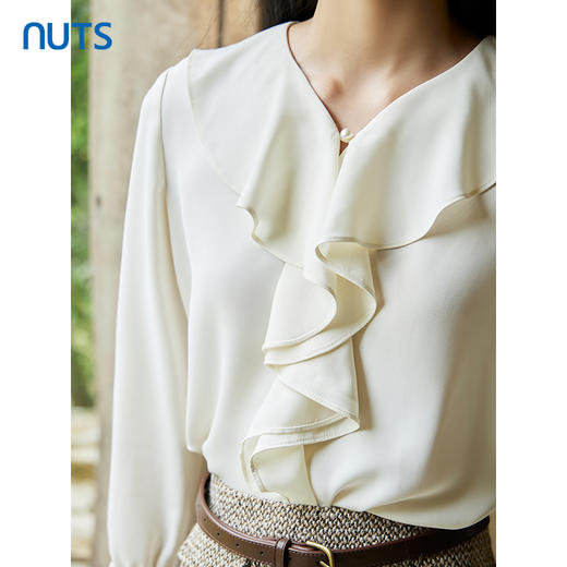 NUTS秋季2023新款荷叶边甜美衬衫女长袖上衣别致打底衫4350101A1 商品图3