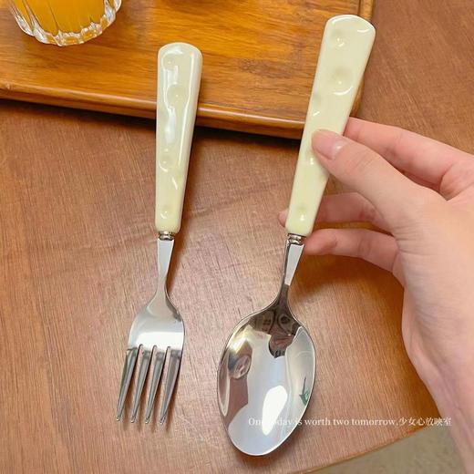「9.9到手2支！ins奶油风」新款可爱少女奶酪刀叉勺子仿陶瓷学生便携刀叉勺餐具套装餐饮用具 商品图2