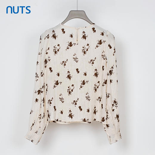 NUTS秋季新款复古气质宽松显瘦短款碎花长袖套头衫女333012269 商品图1
