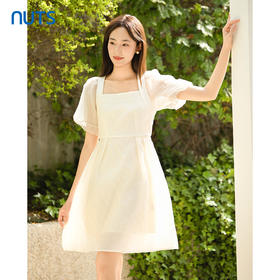 NUTS夏季百搭惊艳连衣裙心机淑女裙子高腰显瘦纯色425101177