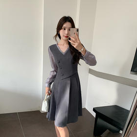 奢姿2025年秋季新款大码女装V领荷叶裙子胖妹妹温柔假两件连衣裙9943860273