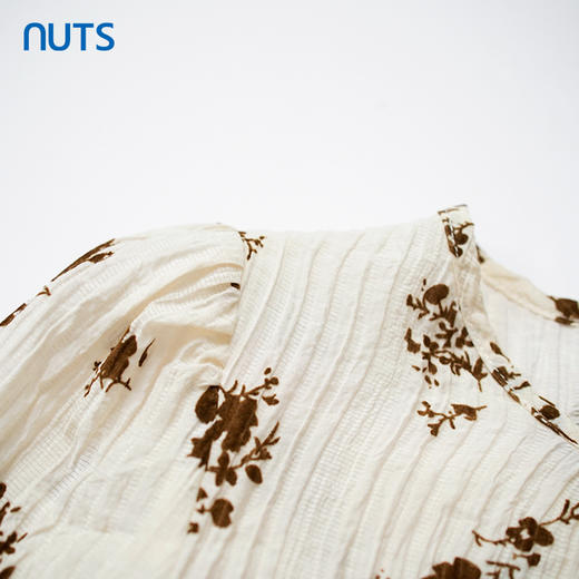 NUTS秋季新款复古气质宽松显瘦短款碎花长袖套头衫女333012269 商品图2