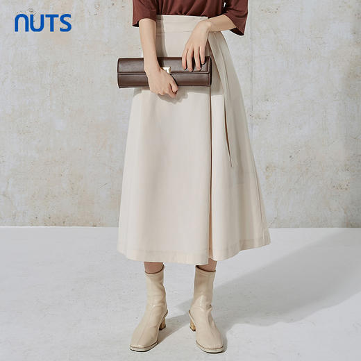 NUTS秋季新款气质通勤时尚纯色设计感半身长裙女231063004B 商品图3