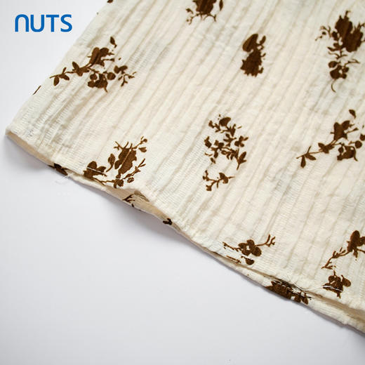 NUTS秋季新款复古气质宽松显瘦短款碎花长袖套头衫女333012269 商品图4