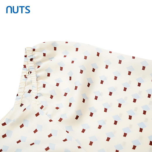 NUTS夏季泡泡袖波点拼接收腰显瘦上衣女221012032B 商品图3