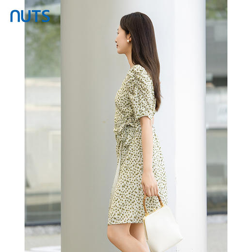 NUTS夏季新款法式碎花雪纺连衣裙女收腰短裙女422102261 商品图3
