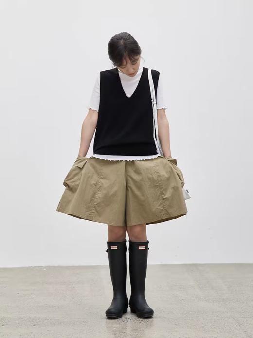 步履不停/4C45045C/阔腿大口袋卡其色短裙裤五分裙裤 商品图0