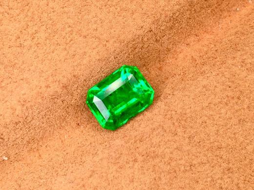 1.82ct 祖母绿裸石 商品图0