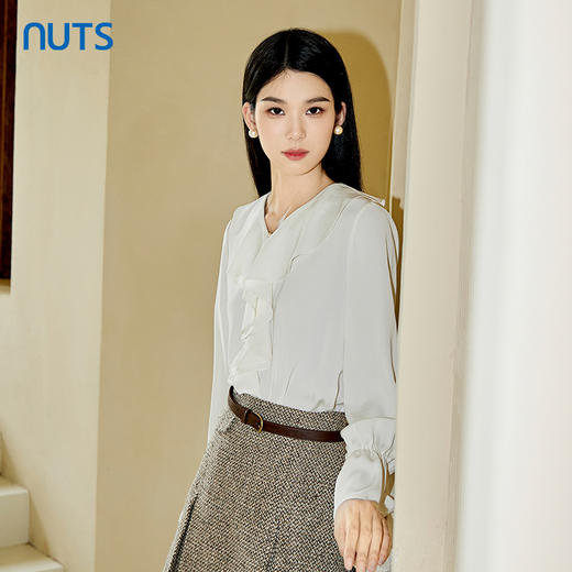 NUTS秋季2023新款荷叶边甜美衬衫女长袖上衣别致打底衫4350101A1 商品图1