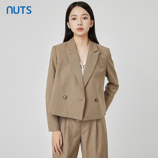 NUTS秋季新款气质通勤风宽松显瘦设计感短款西装外套女231048117B 商品图0