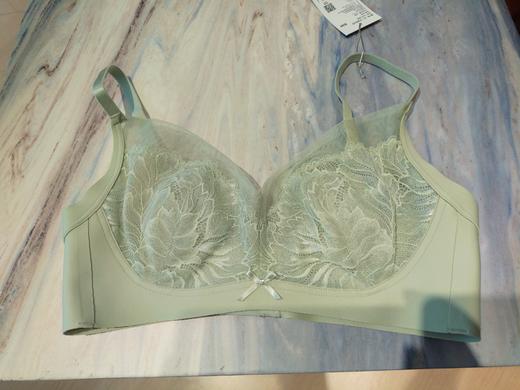 SCHIESSER德国舒雅大胸显小侧收副乳薄款透气聚拢软支撑无钢圈蕾丝文胸21/23624B 商品图4